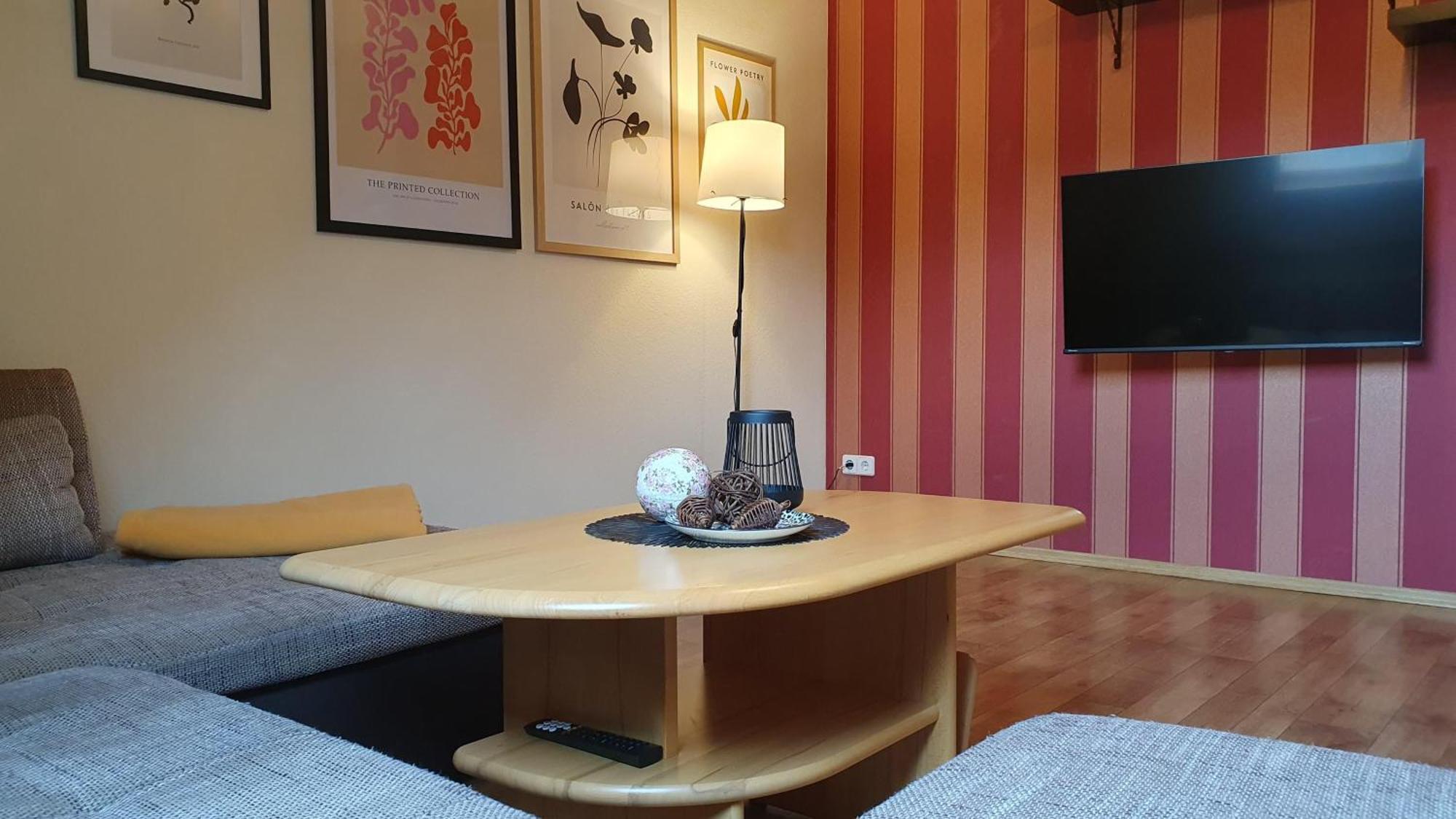 Ferienwohnung Im Gutshof Direkt Gegenueber Dem Schloss, Rhododendronpark Mit Terrasse Und Wlan Kromlau 외부 사진